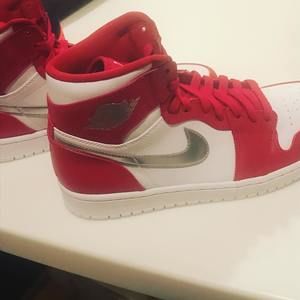 Meet your Posher, Horn